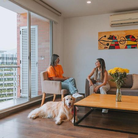 Travelers Orange Suites Medellín Kültér fotó